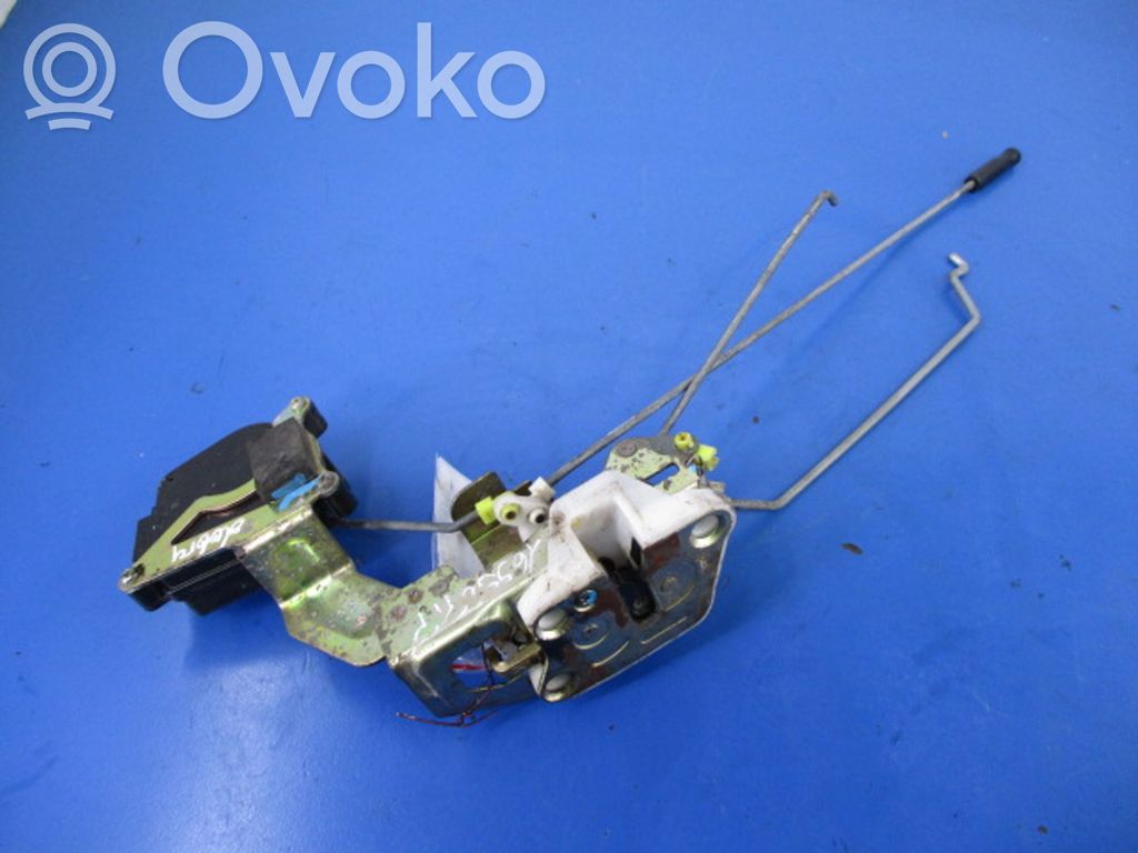 Etuoven lukko