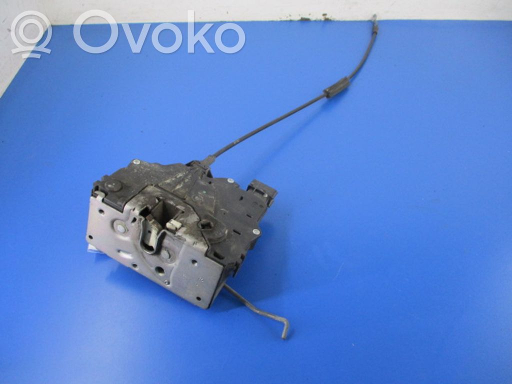 Opel Corsa D Etuoven lukko 