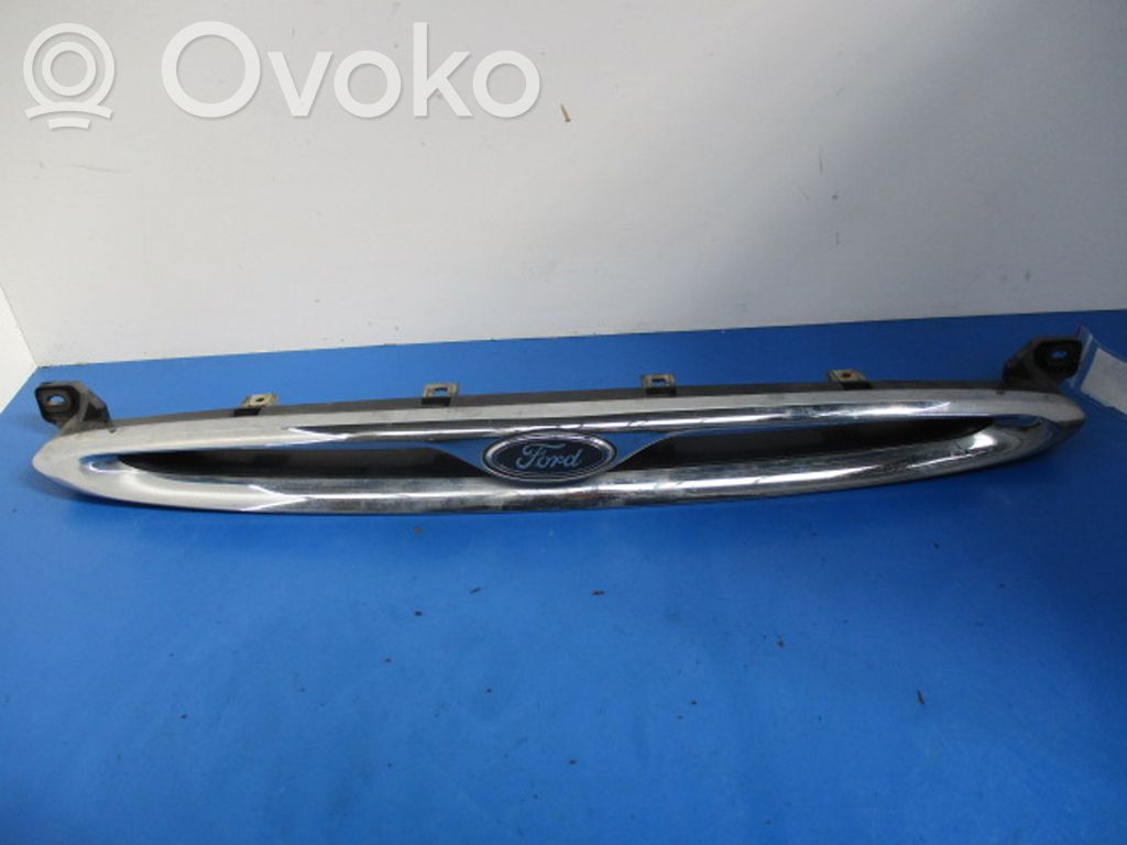 Ford Escort Front grill 