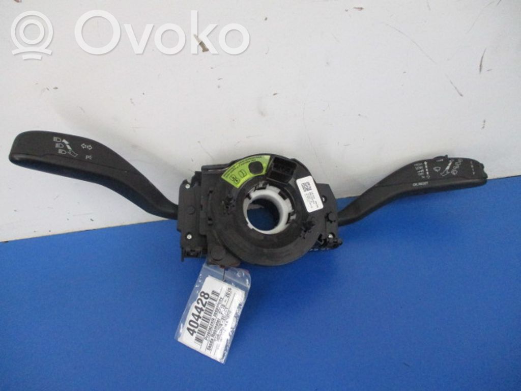 Skoda Roomster (5J) Autres commutateurs / boutons / leviers