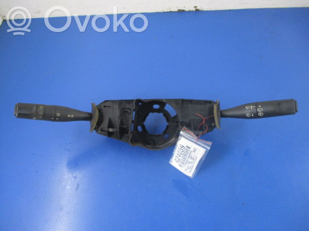 Mercedes-Benz 306 Otros interruptores/perillas/selectores 