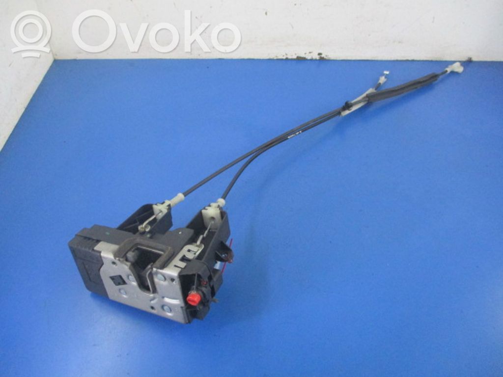 Opel Vectra C Takaoven lukko 
