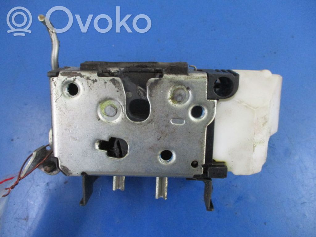 Etuoven lukko