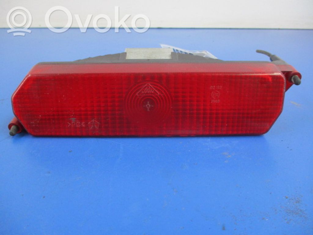 Chrysler Grand Voyager III Wewnętrzna lampka bagażnika 