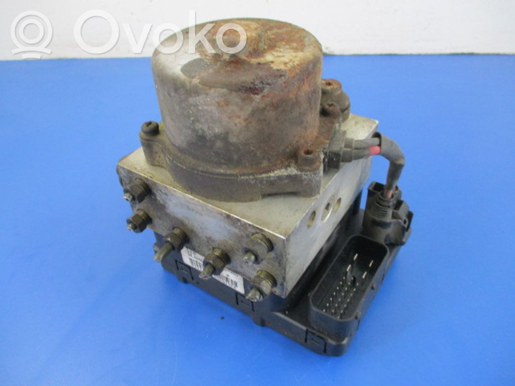 Nissan Almera Tino Pompa ABS 