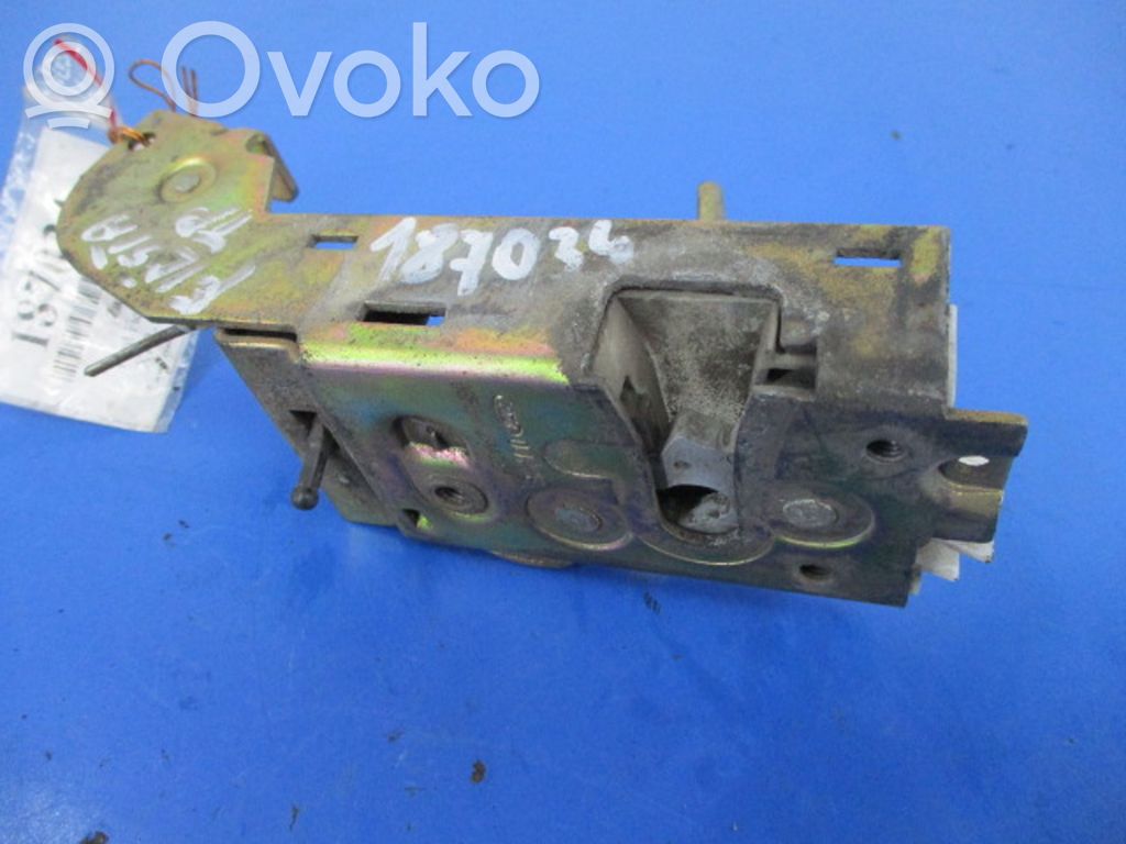Zamek drzwi tylnych   96FGA264A26AG,96FGA264A26AG