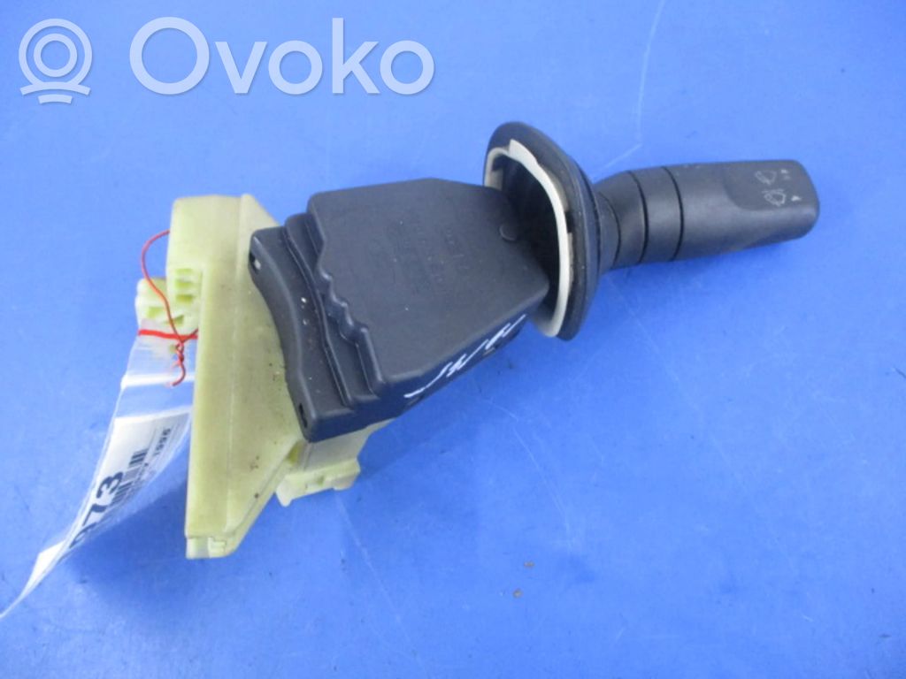 Ford Mondeo MK I Inne przełączniki i przyciski 