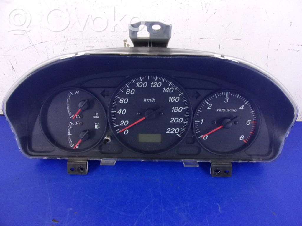 Mazda Premacy Speedometer (instrument cluster) 