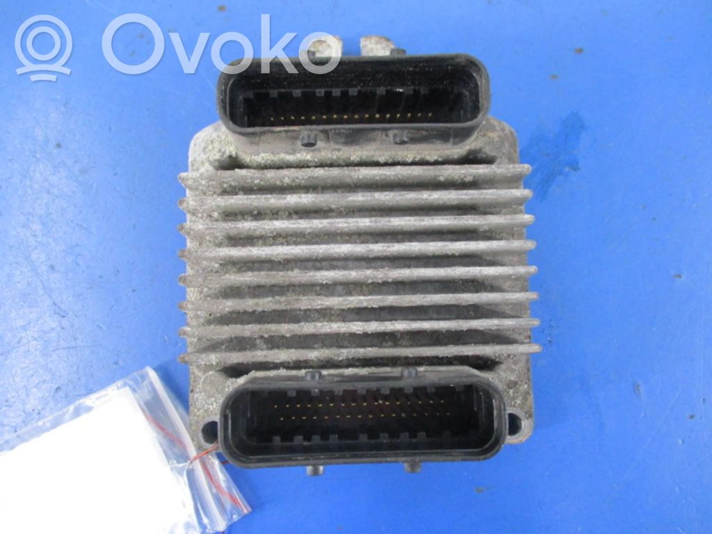 Unité de commande, module ECU de moteur   09366457,09366457