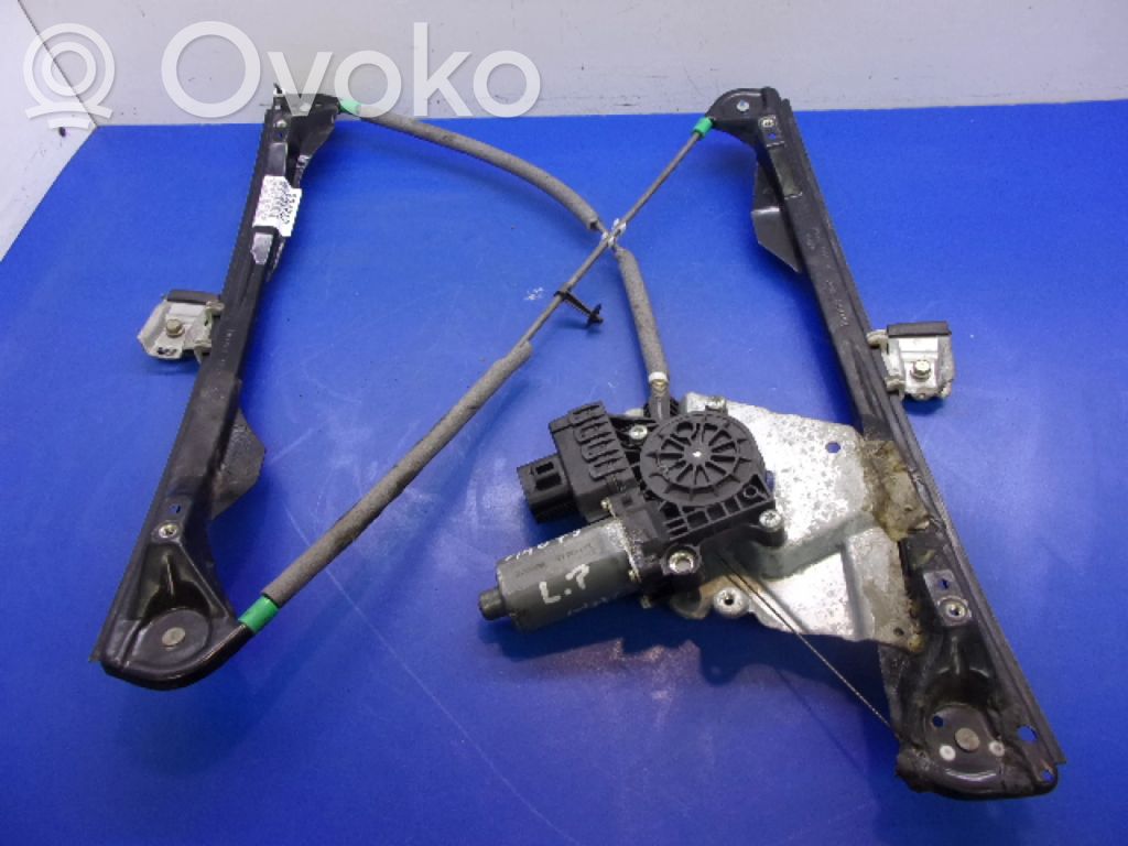 Ford Focus Elektryczny podnośnik szyby drzwi przednich 