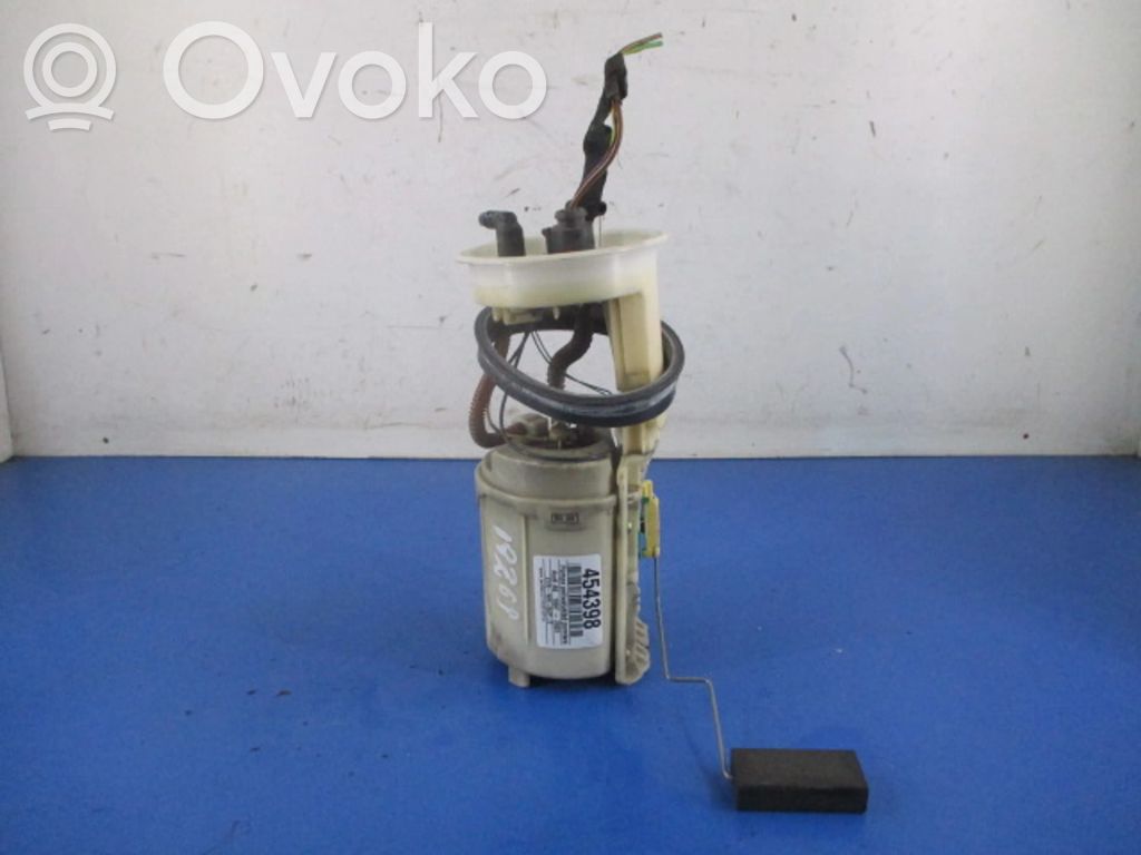 Audi A6 Allroad C5 Bomba interna de combustible 