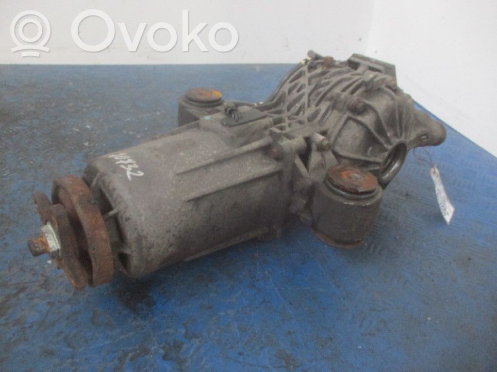 Gearbox transfer box case