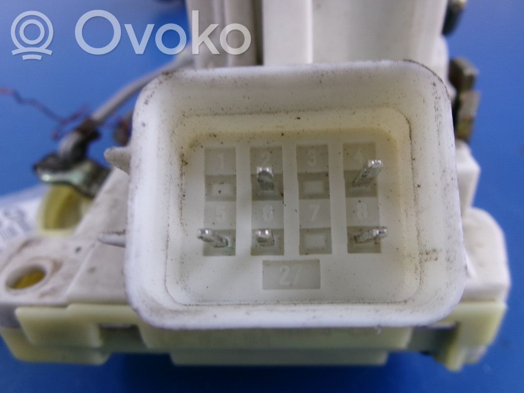 Ford Mondeo MK II Etuoven lukko