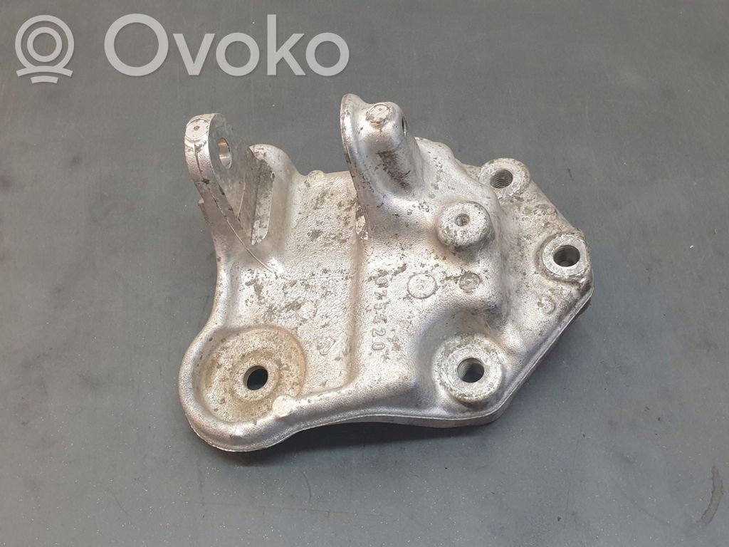 Peugeot Expert Engine mounting bracket 