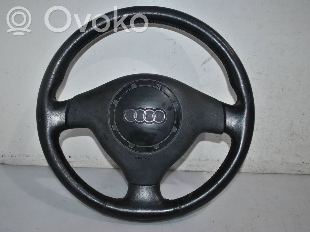 Audi A3 S3 8L Ohjauspyörä 