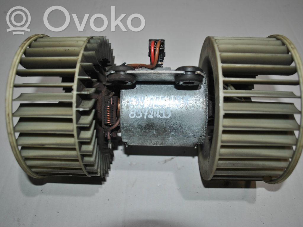 Mazā radiatora ventilators   83724939,5399533900,641183724939