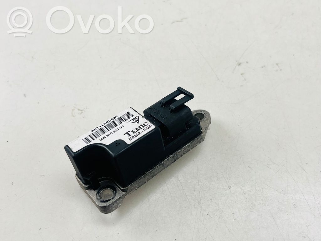 Czujnik uderzenia Airbag   99661822101,A8T1L30CE67,MRSA2PWP