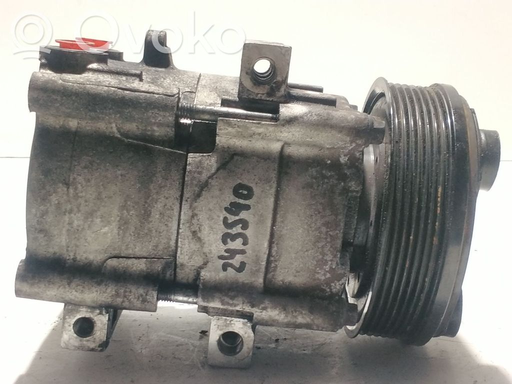 Ilmastointilaitteen kompressorin pumppu (A/C)
