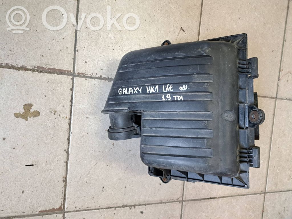 Ford Galaxy Air filter box 