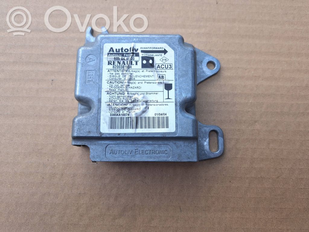 Renault Kangoo I Airbag control unit/module 