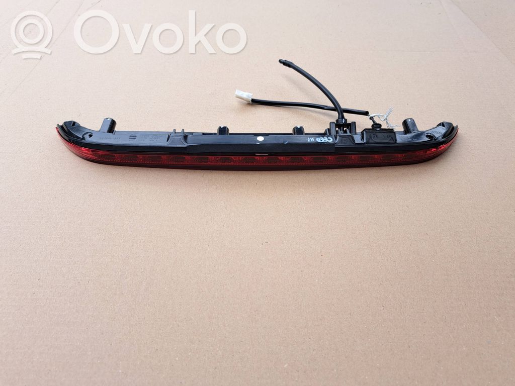 KIA Ceed Third/center stoplight 
