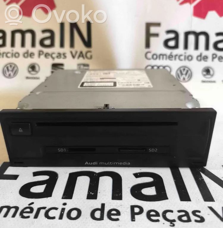 Panel / Radioodtwarzacz CD/DVD/GPS   8V0035864A,CQXA11F1A