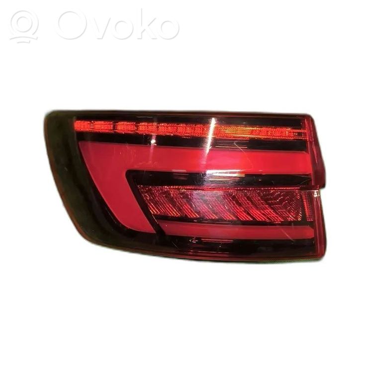 Audi A4 S4 B9 Piesă lampă spate 