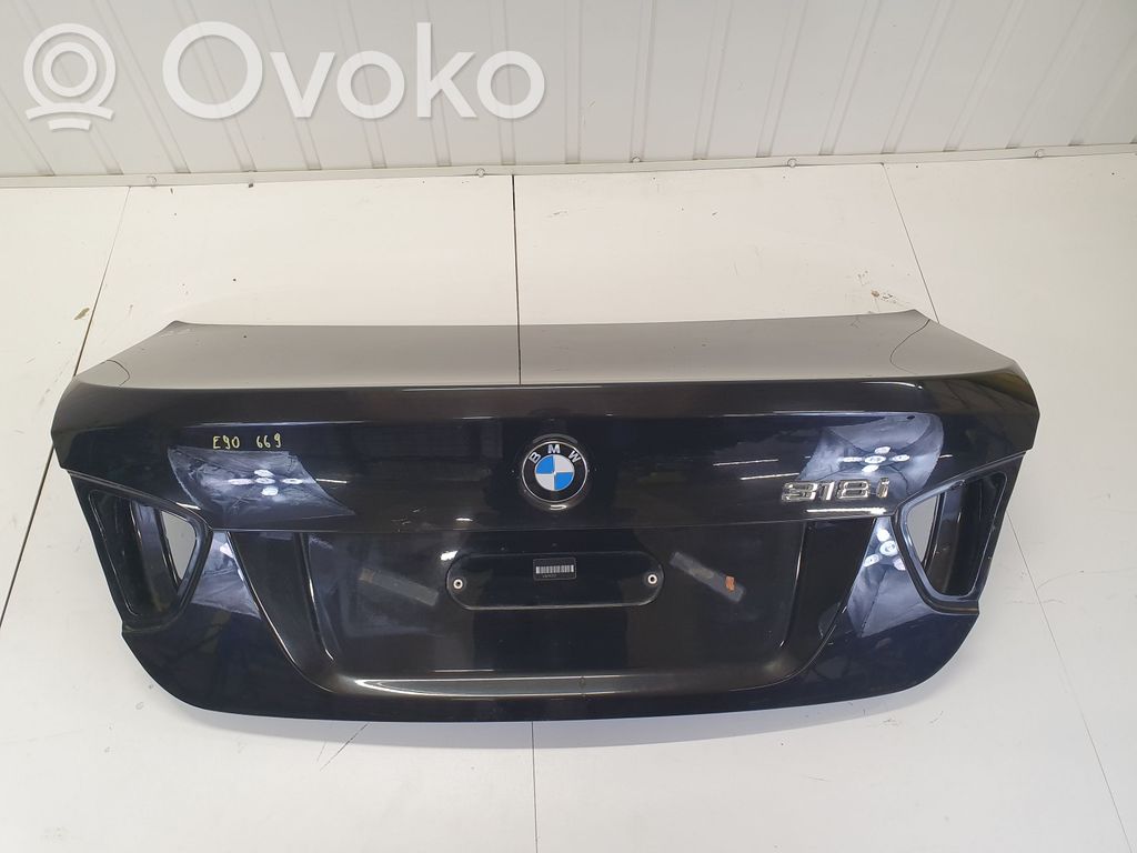 Tailgate/trunk/boot lid