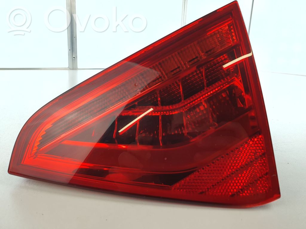 Tailgate rear/tail lights   8T0945094C,1090028,21200206
