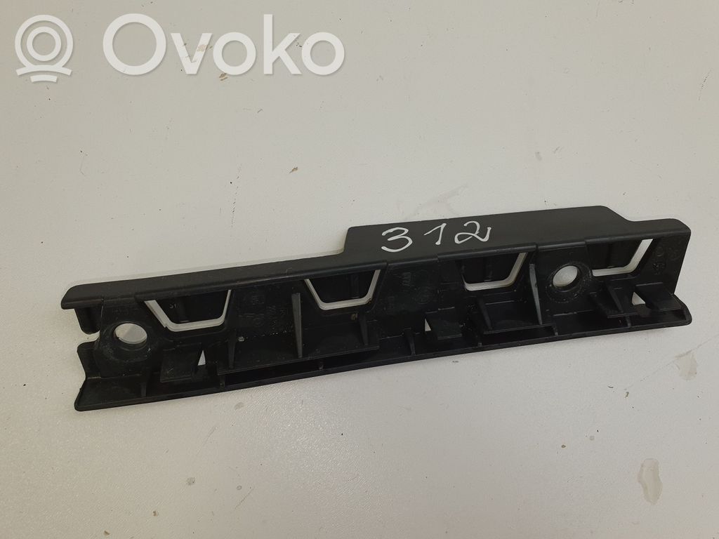 Priekšpusē bampera turētājs   7066228