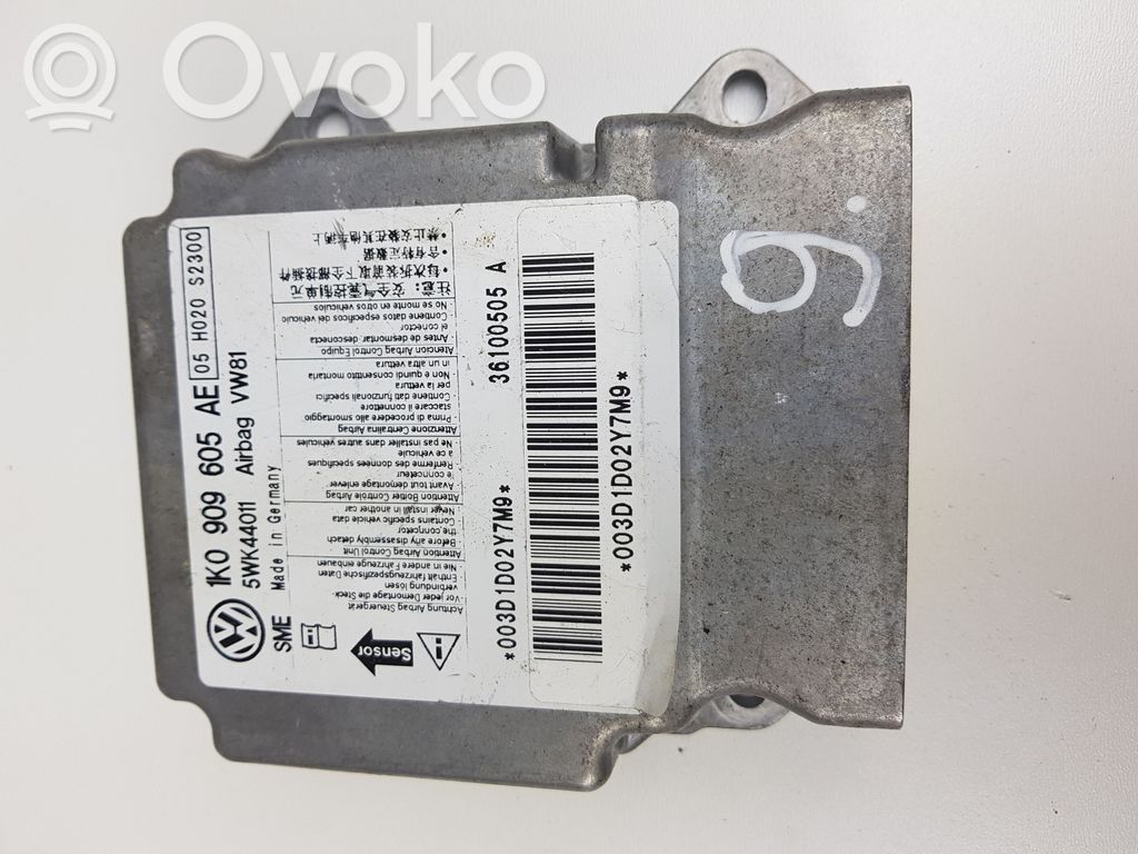 Volkswagen Scirocco Airbag control unit/module 