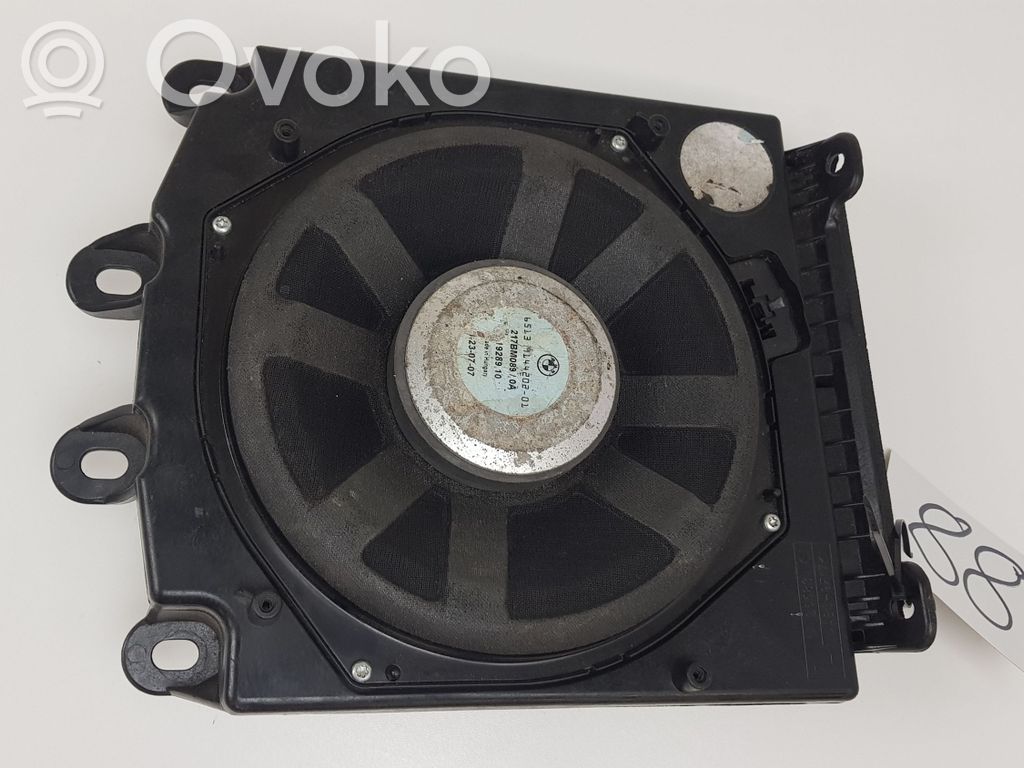 BMW 5 E60 E61 Subwoofer 