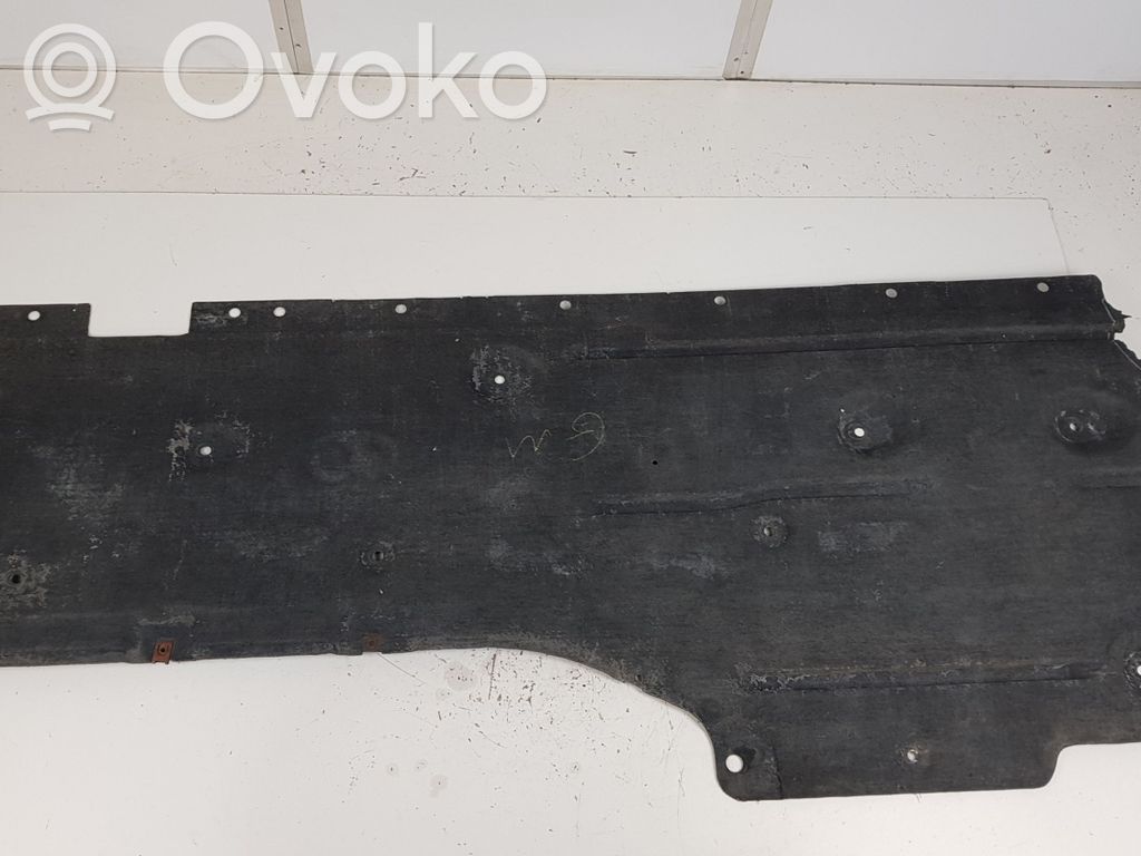 BMW 3 E90 E91 Placa protectora del centro/medio 