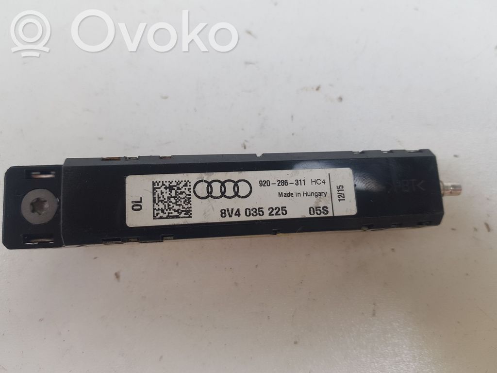 Audi A3 S3 8V Antenos stiprintuvas 