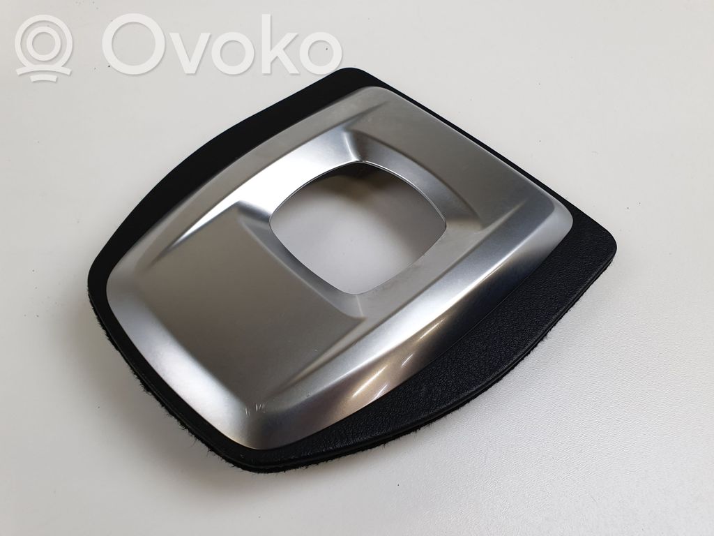 Contour de levier de vitesses   6960878