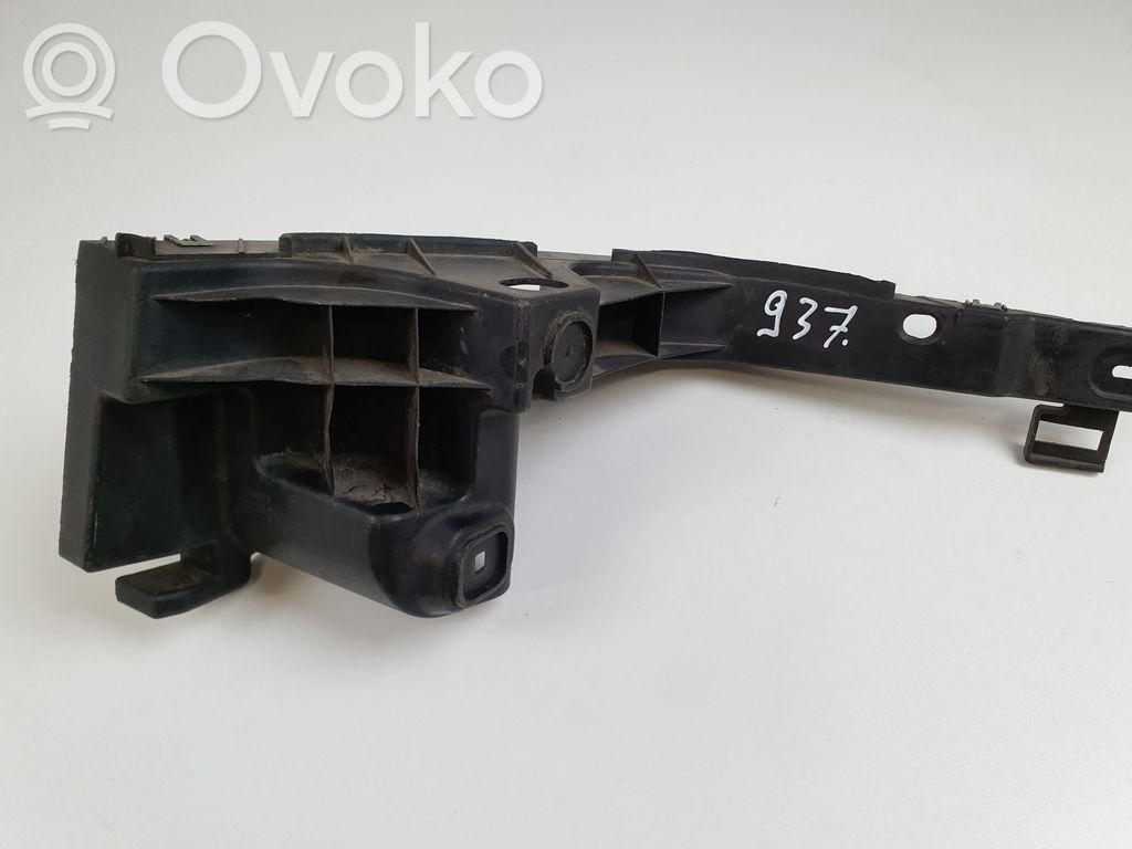 Rear bumper mounting bracket   12830627