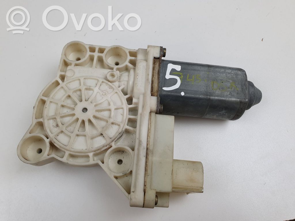 BMW 7 E65 E66 Front door window regulator motor 