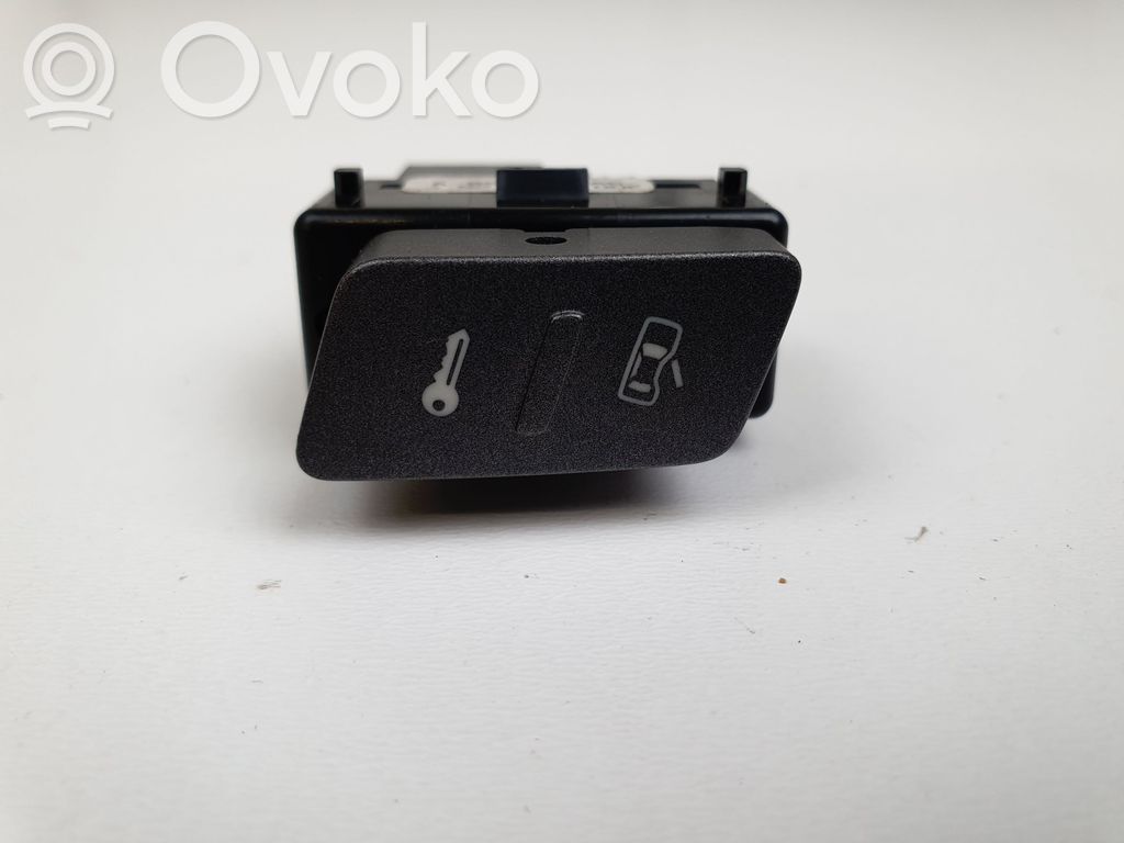 Volkswagen Phaeton Central locking switch button 