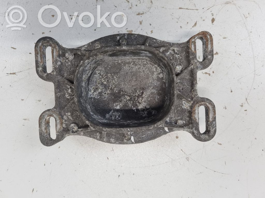 Audi A6 S6 C6 4F Engine mounting bracket 