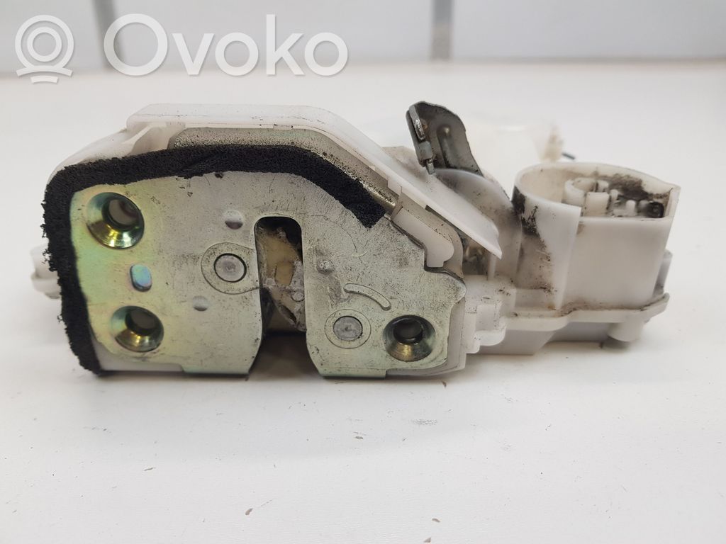 Honda Civic Etuoven lukko 