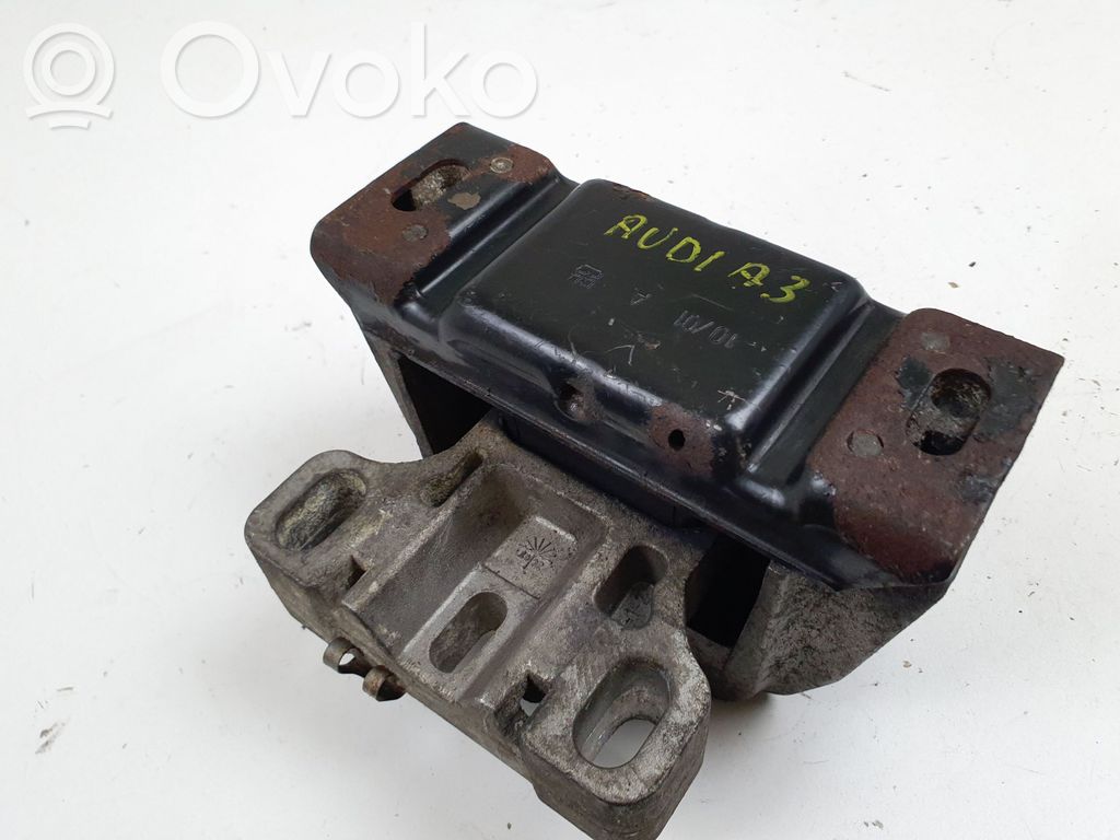 Audi A3 S3 8P Dzinēja spilvens 