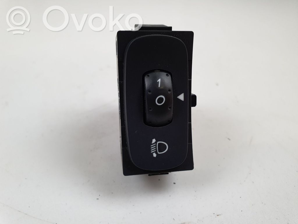 Headlight level height control switch   8200002439