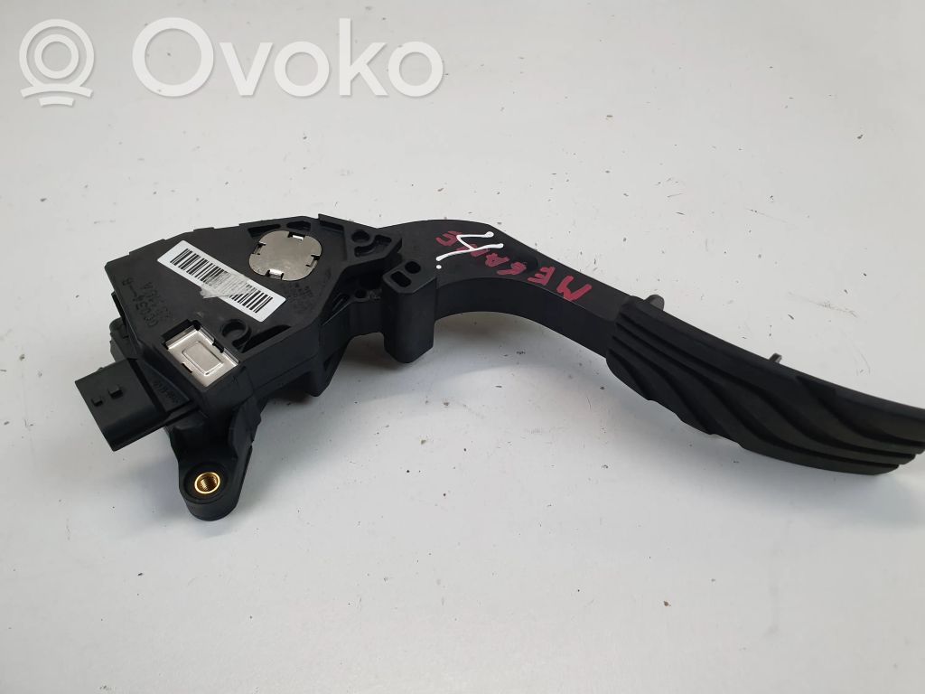 Akceleratoriaus pedalas   180108665R