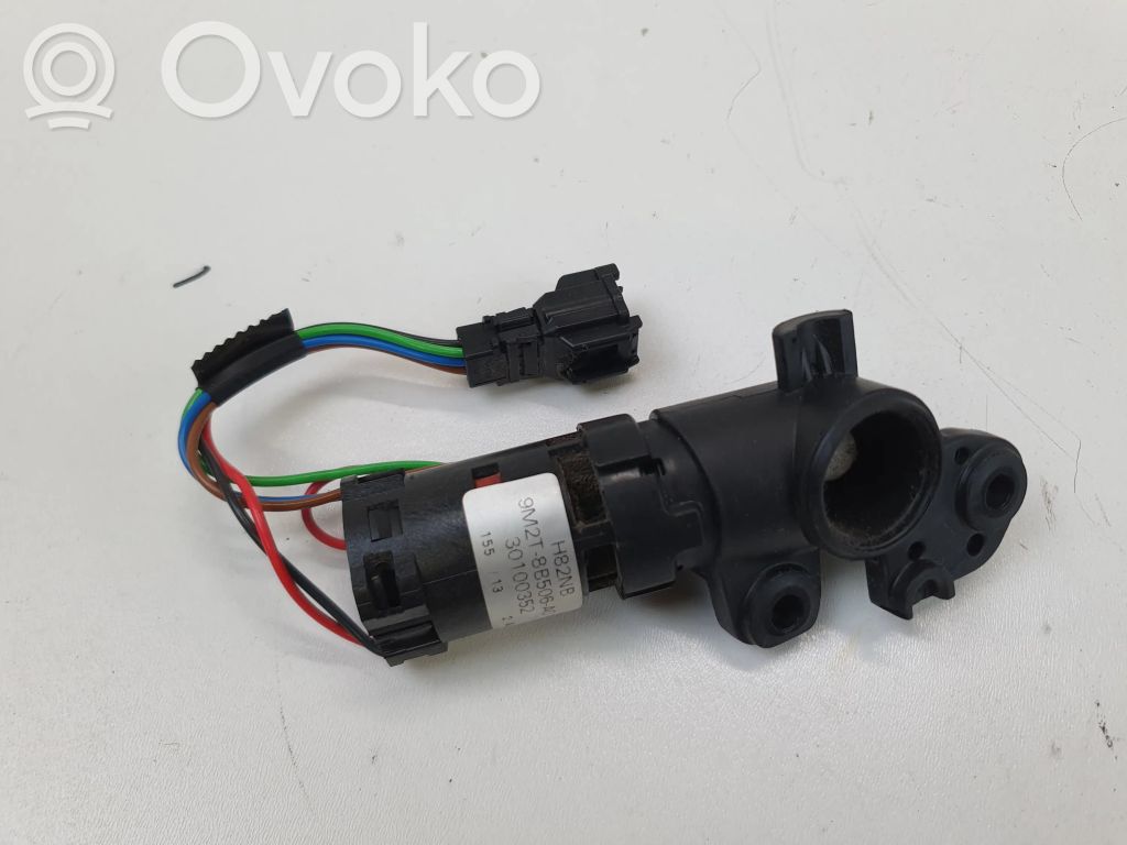 Interior temperature sensor   9M2T8B506AC