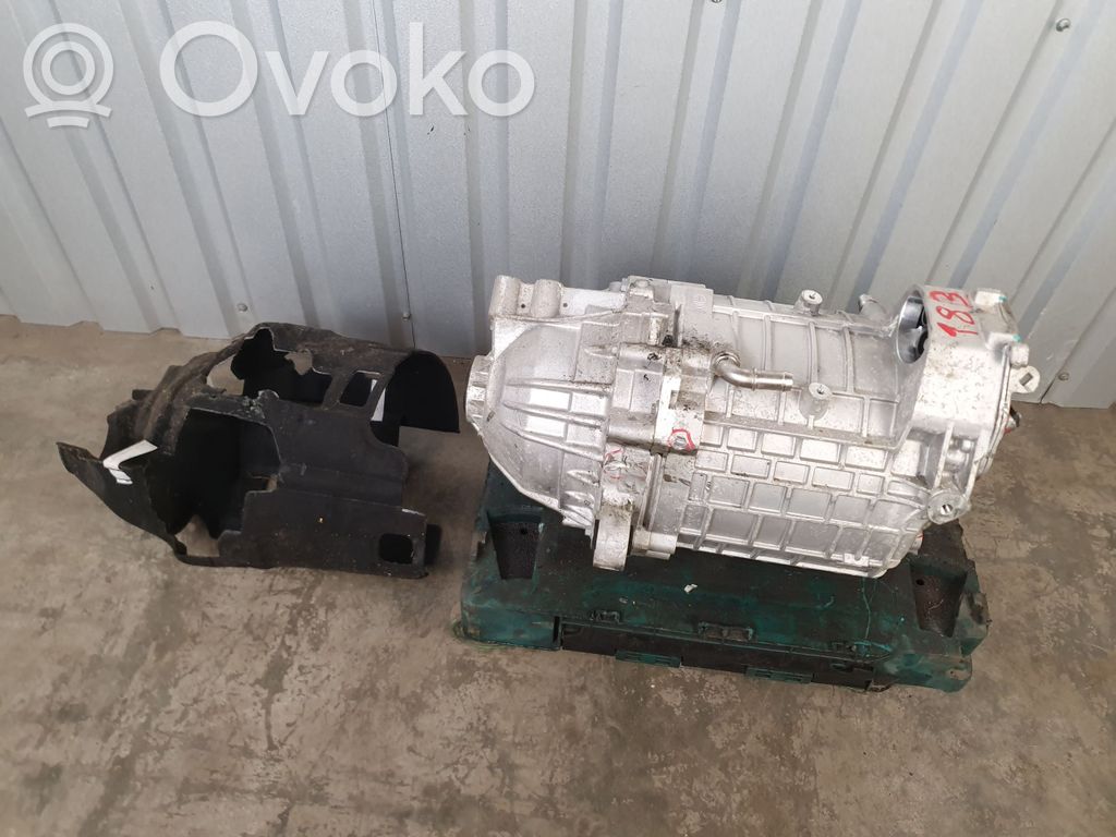 Elektromobilio variklis   P1216582