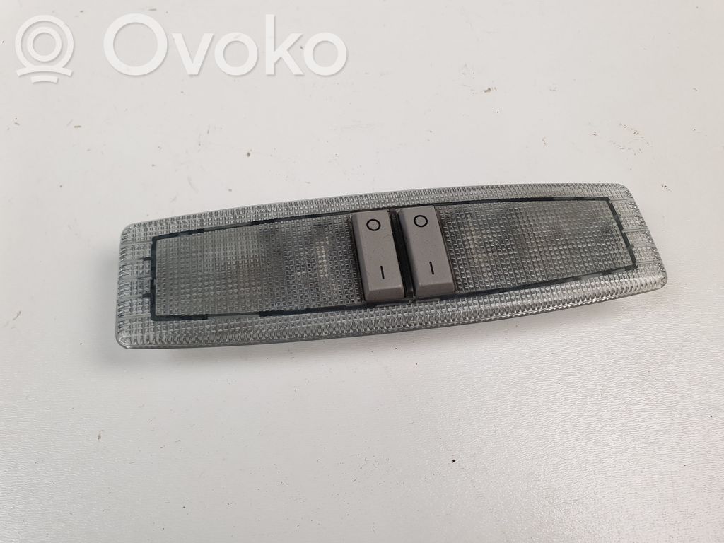Opel Zafira B Luz del asiento trasero 