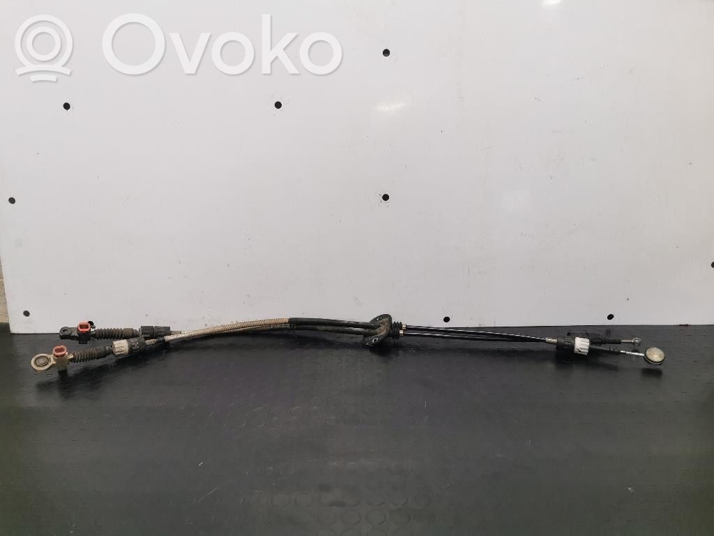 Ford Focus Gear shift cable linkage 