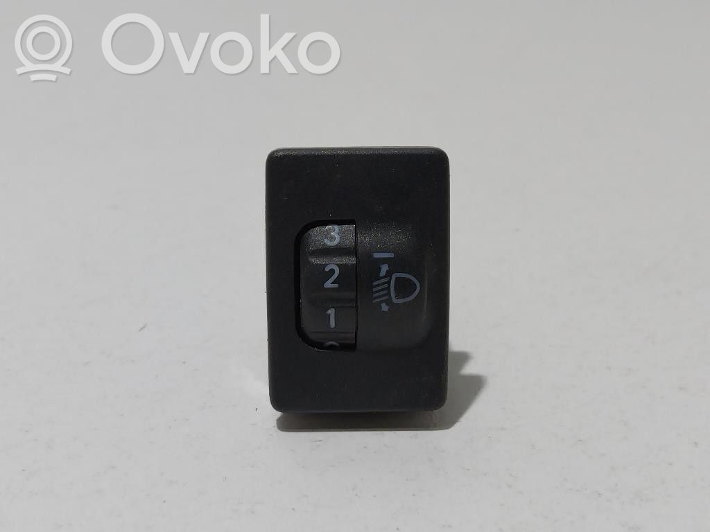 Toyota Yaris Light switch 