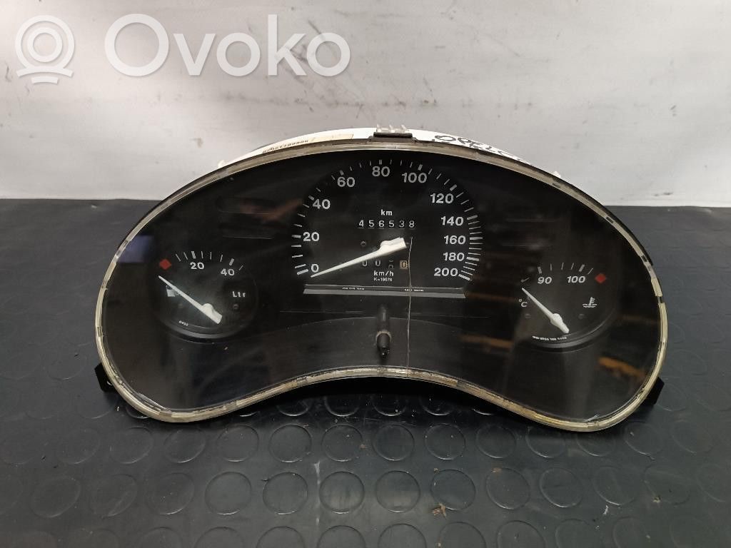 Opel Corsa B Speedometer (instrument cluster) 