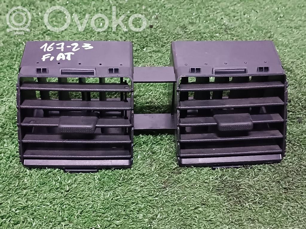 Fiat Sedici Cabin air duct channel 